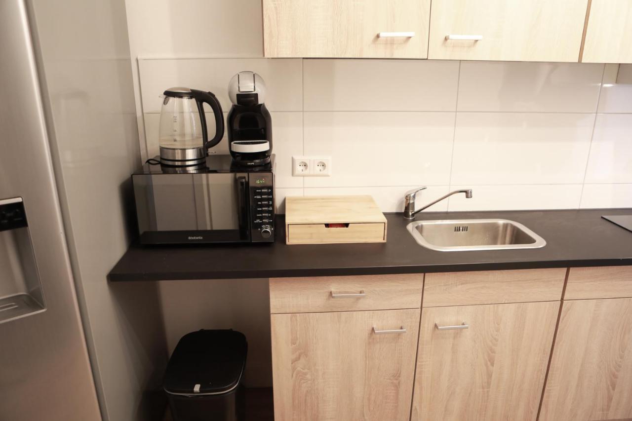 Ruim Appartement In Centrum Yerseke Buitenkant foto