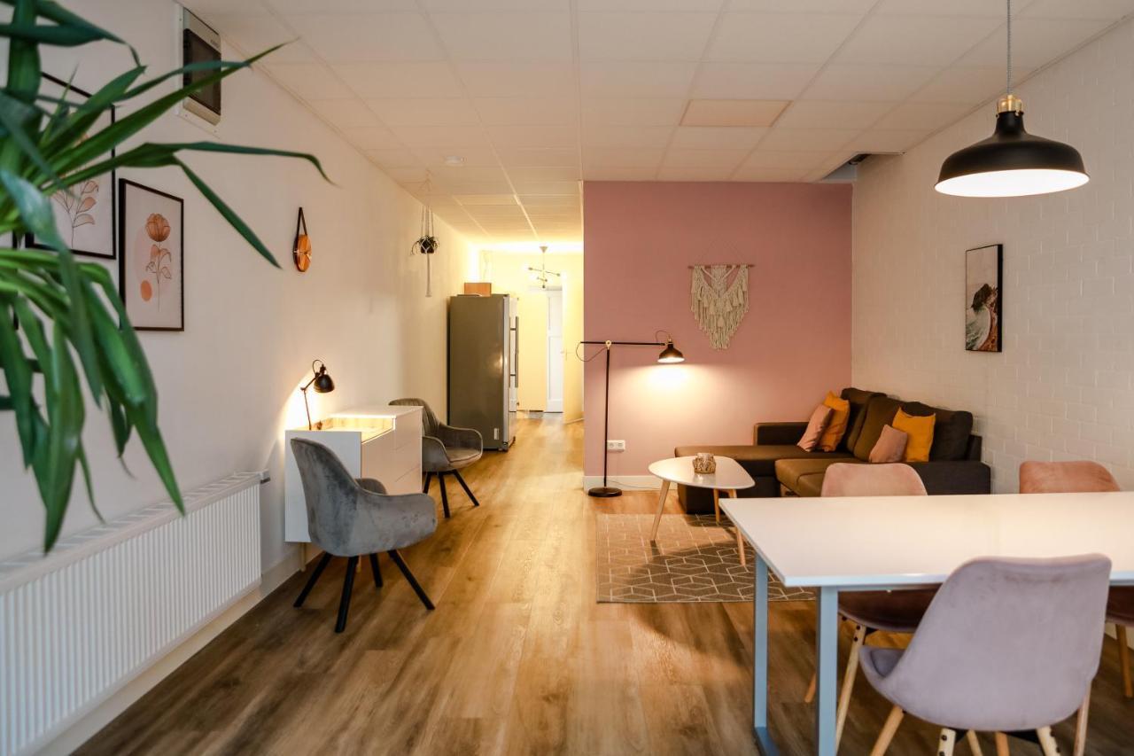 Ruim Appartement In Centrum Yerseke Buitenkant foto