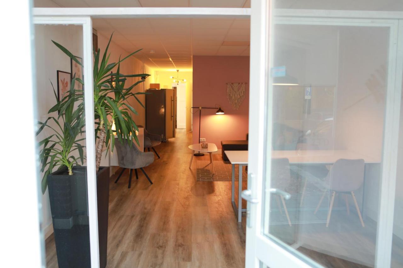 Ruim Appartement In Centrum Yerseke Buitenkant foto
